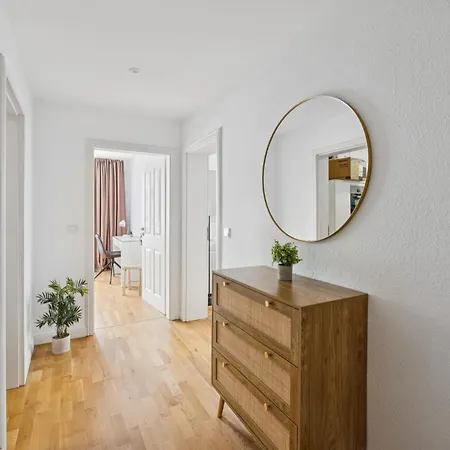 公寓 Traumwohnung Mit Balkon